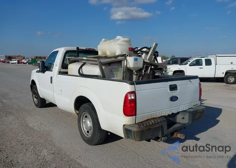 2016 Ford F-350 Xl из США, поврежденный, VIN 1FTBF3A61GEC07053